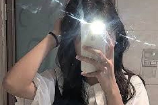 【绝对爆款】彻底炸锅！顶流片场停工大瓜网友：滤镜碎成渣！