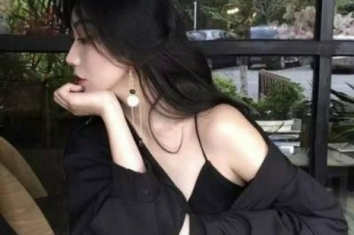 张凌赫“服务富婆”这瓜我越扒越觉得离谱